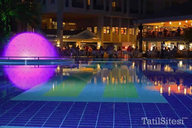 Queens Park Le Jardin